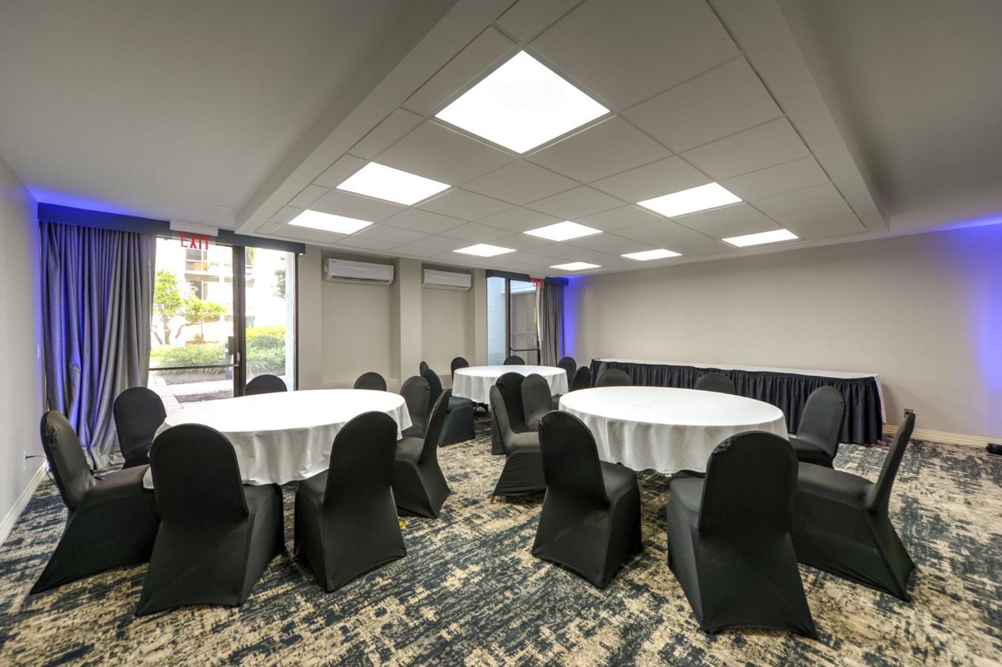 Crowne Plaza Jacksonville Airport By Ihg Dış mekan fotoğraf